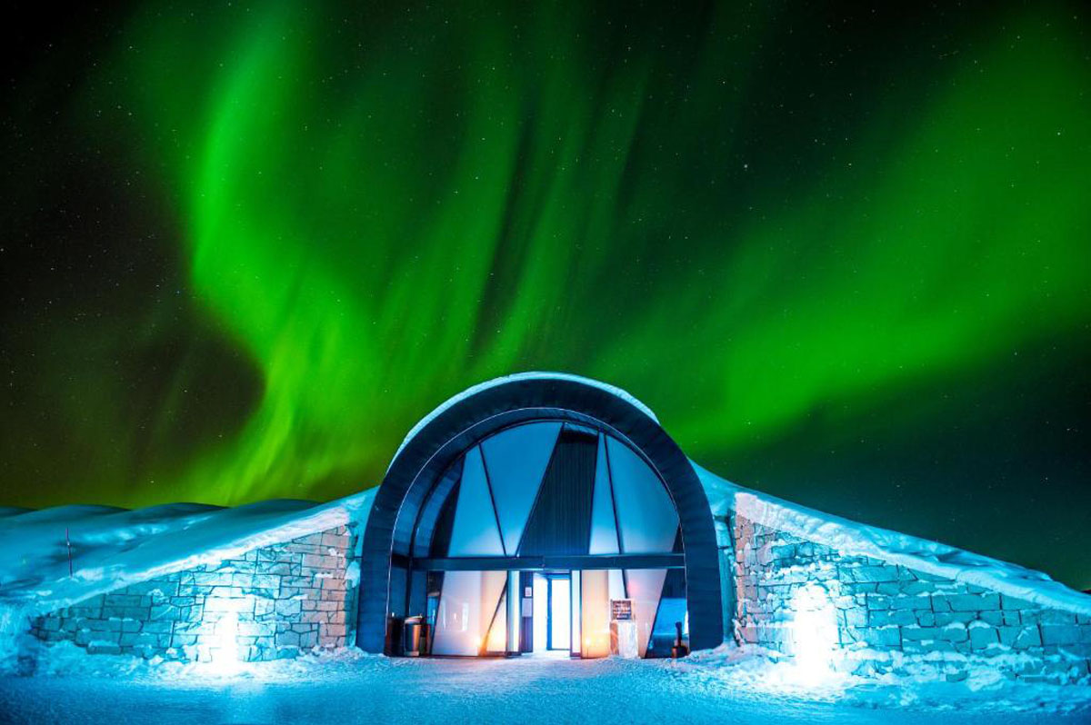耗费10000吨冰和30000吨雪打造出一家瑞典“网红”冰雪酒店！